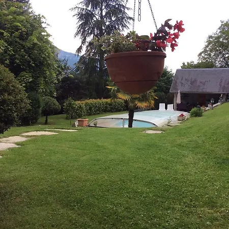 Demeure D'hotes Les Irisynes Bed & Breakfast